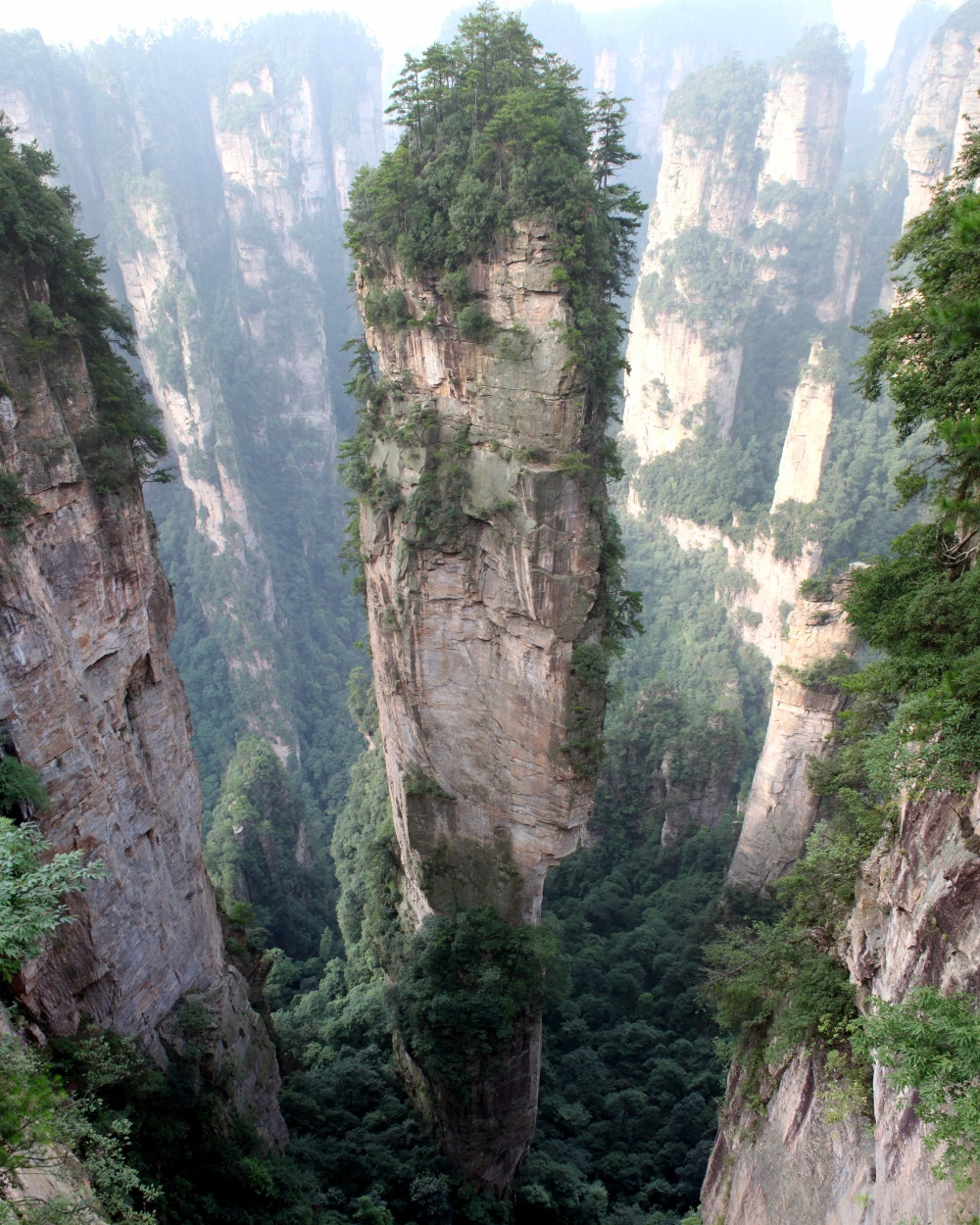 Tianzi Mountain (China) — inspiration for the landscapes of Pandora in Avatar